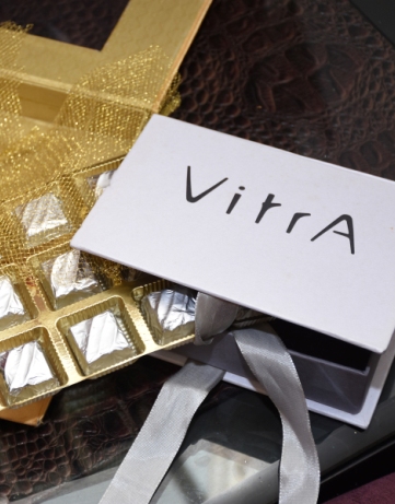 Corporate Gufting from Sentiments Chocolates by Roopali Gulabani